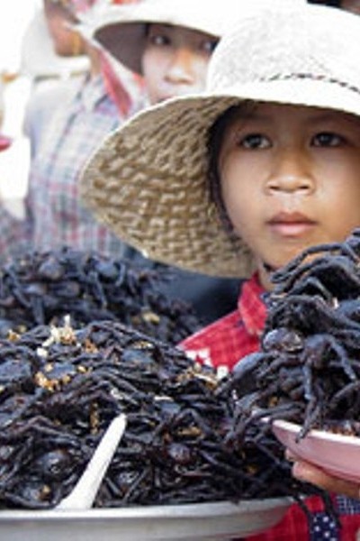 10 Negara Ini Punya Makanan Paling Unik