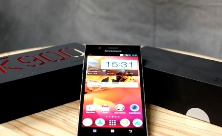 Lenovo K900: Ponsel Dual Core, Performa Quad Core
