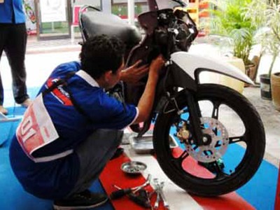 Yamaha Kenalkan Motor Injeksi di Bengkel Umum