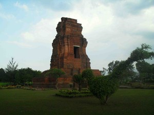 Ayo Selamatkan Kerajaan Majapahit di Trowulan!