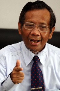 Mahfud mengatakan, posko ini masih sederhana didirikan di Kantor MMD Initiative dan dikendalikan tim hukum yang dipimpin oleh Solehamin.