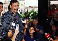 Andi langsung memberikan keterangan pers setibanya di gedung KPK. Lamhot Aritonang/detikFoto.