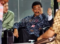 Andi menunggu dipanggil penyidik KPK. Lamhot Aritonang/detikFoto.