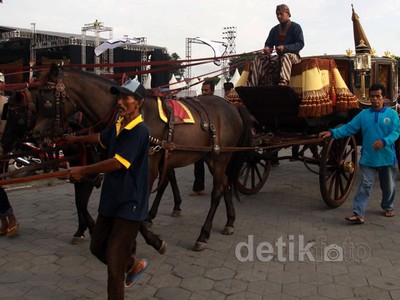 Kereta untuk Pernikahan Putri Sultan Dicoba