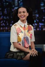 Gaya Cupu Katy Perry