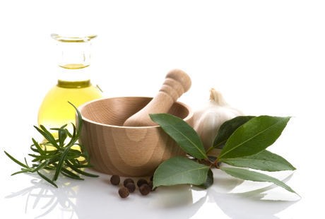 Stop! Pengobatan Rumahan yang Begini Justru Memperburuk Kondisi Anda 