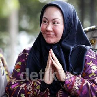 Wawan Ditangkap KPK, Atut Sempat Jatuh Sakit