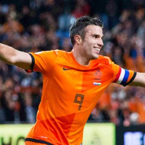 Nyaris Tak Main, Van Persie Malah Bikin Rekor