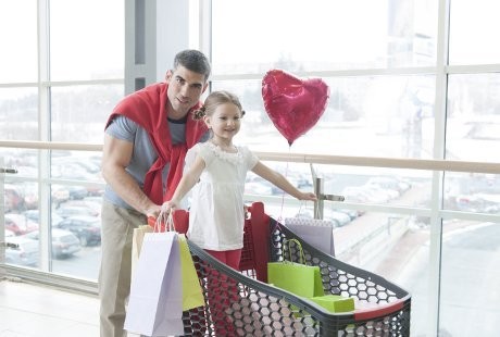 Hati-hati, 21.000 Anak Cedera Akibat Troli Belanja Setiap Tahun
