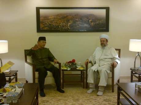 Indonesia dan Turki Jajaki Kerjasama Soal Haji