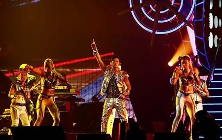 Meriahnya Konser Opus Jay 2013 World Tour di Jakarta