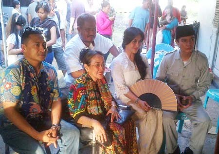 Sukmawati Sambangi Lokasi Syuting Ketika Bung di Ende