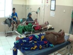 Geng Motor Lempar Molotov ke Kerumunan Warga, 4 Orang Terluka