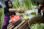 Berkah Penjual Ketupat Musiman