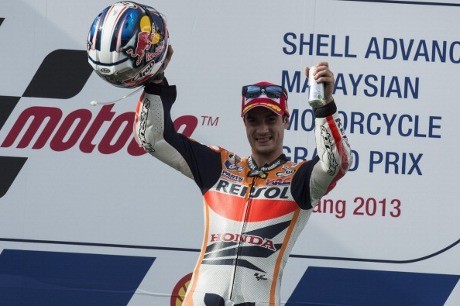 Pedrosa Raih Kemenangan Spesial di Sepang