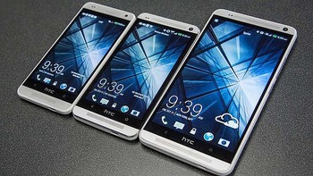     Bodi HTC One Max tak bisa ditampik, merupakan bodi yang bongsor. Bandingkan saja dengan model ponsel HTC lainnya. Dari kiri ke kanan adalah HTC One Mini, HTC One, HTC One Max. (Credit: SMH)