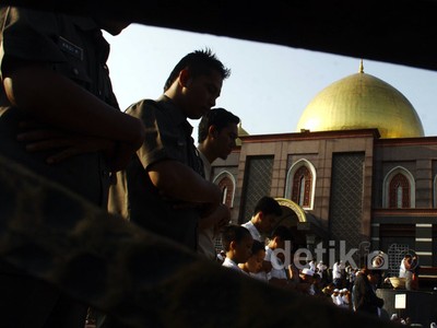 Salat Idul Adha di Masjid Kubah Mas