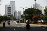 Lalu lintas dari Jl Thamrin menuju Sudirman lancar.