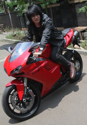 Kevin Aprilio Beli Motor Gede Sebagai Simbol Kerja Keras