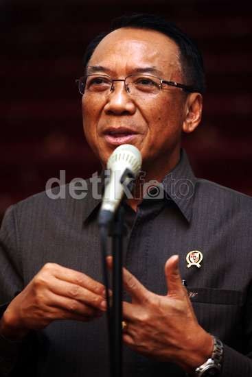 Sumatera Krisis Listrik, Jero Wacik: Itu Karena Gubernurnya