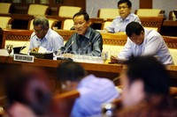 Dalam rapat tersebut, Amir menyampaikan masukan dan pendapat terhadap penarikan RUU dari daftar prolegnas RUU Prioritas Tahun 2013.