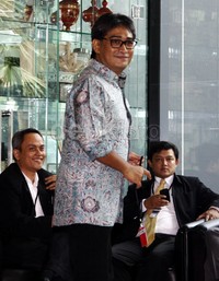 Saat ditanya soal kongres partai Demokrat 2010 di Bandung, Choel mengaku belum tahu apa-apa. Saat kongres 2010, Choel adalah konsultan politik untuk kakaknya, Andi Mallarangeng, yang saat itu maju di bursa ketua umum. Lamhot Aritonang/detikFoto.