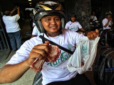 Tebar Daging Kurban