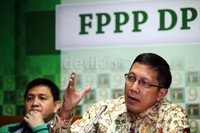 Di dalam kesempatan yang sama, Lukman Hakim Saifuddin tak mau jika disebut fraksinya menolak Perpu yang sedang disiapkan presiden.