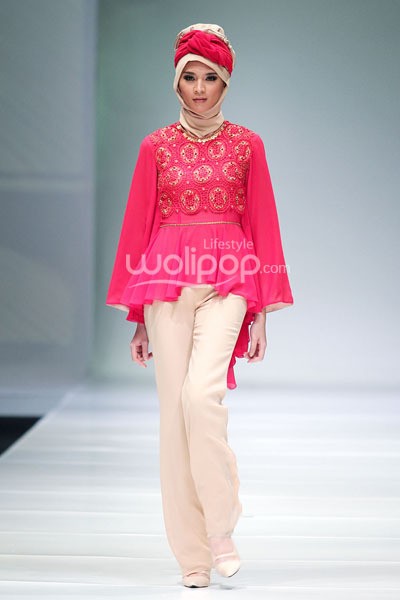 Jakarta, Indonesia - 08 Oktober. Syahreza Muslim Enchanting Sahara at Sceeno Exhibition Hall Lt.3. 08 Oktober 2013. Gandaria City. Jakarta Selatan. [Foto: Mohammad Abduh/Wolipop]