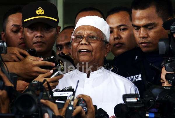 Hilmi Aminuddin Batal Bersaksi di Persidangan Luthfi Hasan