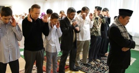 Ini Pesan Ustad Uje Stockholm