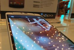 Si Seksi OPPO N1
