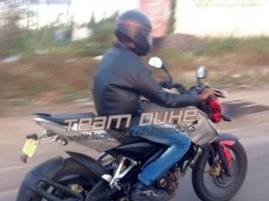 Bajaj Siapkan Motor Sport 180NS
