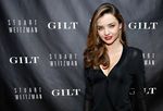 Bibir Merah Miranda Kerr