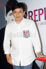 Yovie Widianto Rilis Album Irreplaceable