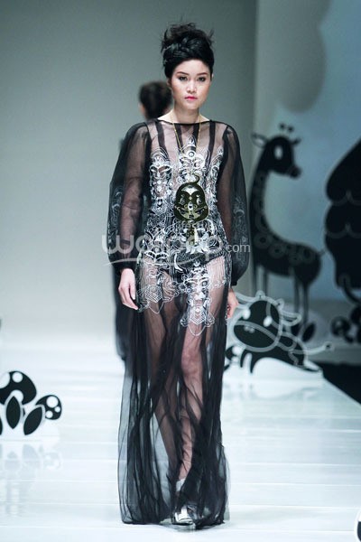 Jakarta, Indonesia - 08 Oktober 2013. Mel Ahyar Les Marionnettes IPMI Trend Show 2014 at Sceeno Exhibition Hall Lt.3. Gandaria City. Jakarta. [Foto: Mohammad Abduh/Wolipop]