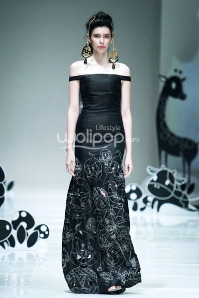 Jakarta, Indonesia - 08 Oktober 2013. Mel Ahyar Les Marionnettes IPMI Trend Show 2014 at Sceeno Exhibition Hall Lt.3. Gandaria City. Jakarta. [Foto: Mohammad Abduh/Wolipop]