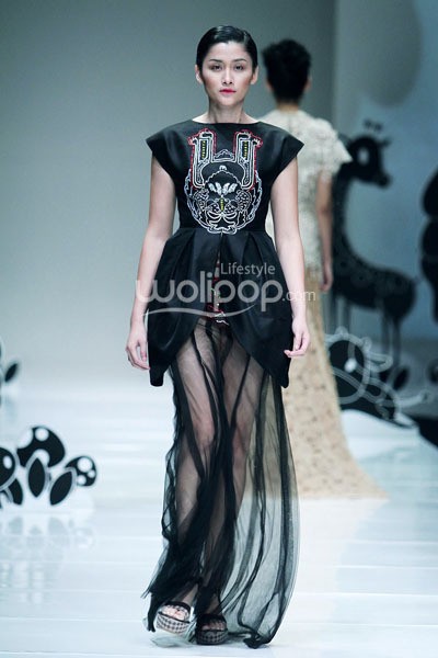 Jakarta, Indonesia - 08 Oktober 2013. Mel Ahyar Les Marionnettes IPMI Trend Show 2014 at Sceeno Exhibition Hall Lt.3. Gandaria City. Jakarta. [Foto: Mohammad Abduh/Wolipop]