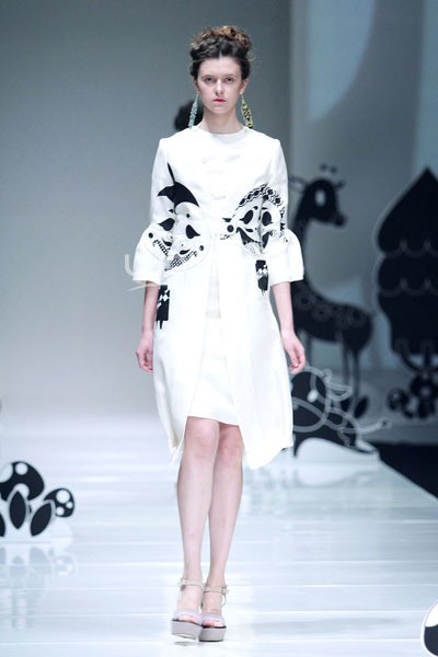 Jakarta, Indonesia - 08 Oktober 2013. Mel Ahyar Les Marionnettes IPMI Trend Show 2014 at Sceeno Exhibition Hall Lt.3. Gandaria City. Jakarta. [Foto: Mohammad Abduh/Wolipop]