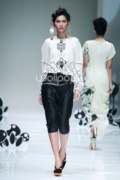 Jakarta, Indonesia - 08 Oktober 2013. Mel Ahyar Les Marionnettes IPMI Trend Show 2014 at Sceeno Exhibition Hall Lt.3. Gandaria City. Jakarta. [Foto: Mohammad Abduh/Wolipop]