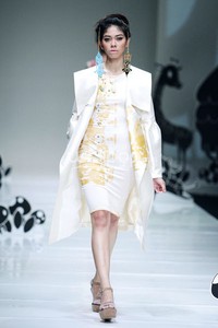 Jakarta, Indonesia - 08 Oktober 2013. Mel Ahyar Les Marionnettes IPMI Trend Show 2014 at Sceeno Exhibition Hall Lt.3. Gandaria City. Jakarta. [Foto: Mohammad Abduh/Wolipop]