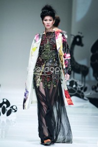 Jakarta, Indonesia - 08 Oktober 2013. Mel Ahyar Les Marionnettes IPMI Trend Show 2014 at Sceeno Exhibition Hall Lt.3. Gandaria City. Jakarta. [Foto: Mohammad Abduh/Wolipop]