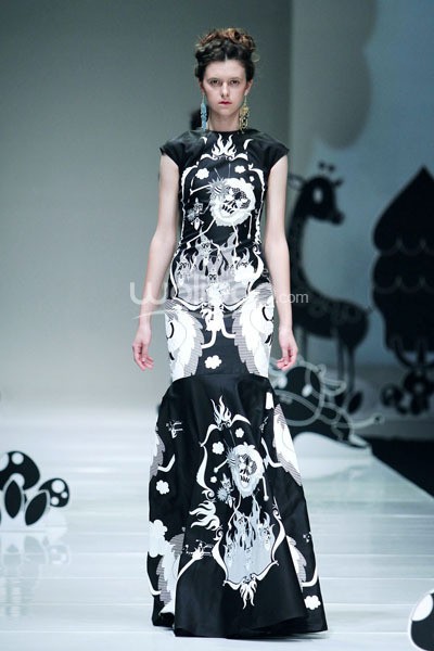 Jakarta, Indonesia - 08 Oktober 2013. Mel Ahyar Les Marionnettes IPMI Trend Show 2014 at Sceeno Exhibition Hall Lt.3. Gandaria City. Jakarta. [Foto: Mohammad Abduh/Wolipop]