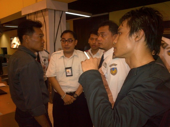 Penampakan Kisruh Penumpang vs Lion Air di Cengkareng