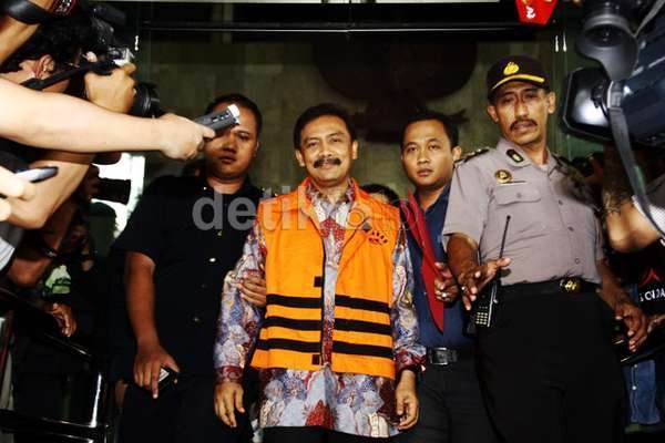 Andi Ditahan, Anas Menyusul? Saan: Terserah KPK Saja