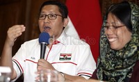 Seperti diketahui, kembali secara mendadak, SBY memberi pernyataan pers terkait sejumlah isu yang berkembang belakangan. Kali ini, giliran kasus di daerah yang melibatkan pejabat-pejabatnya yang memiliki kekerabatan.