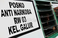 Di tempat ini juga terdapat posko anti narkoba.