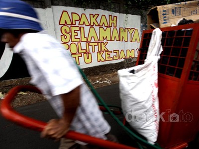 Mural Politik Hiasi Jakarta