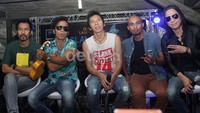 Pada Kamis (17/10/2013), Slank meluncurkan TV berbasis website, slankers.tv. Gus Mun/detikHOT.