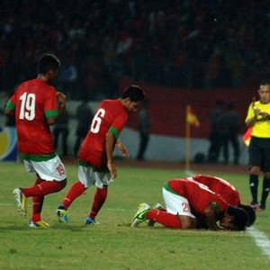 Salat, Cium Tangan, dan Sujud Syukur Timnas U-19